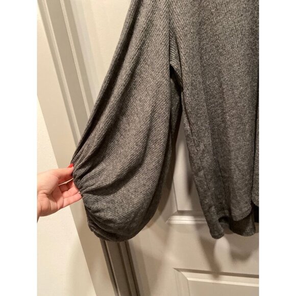 Beeson River Large Charcoal Grey Bell Sleeve Sweater – EUC - Picture 3 of 6